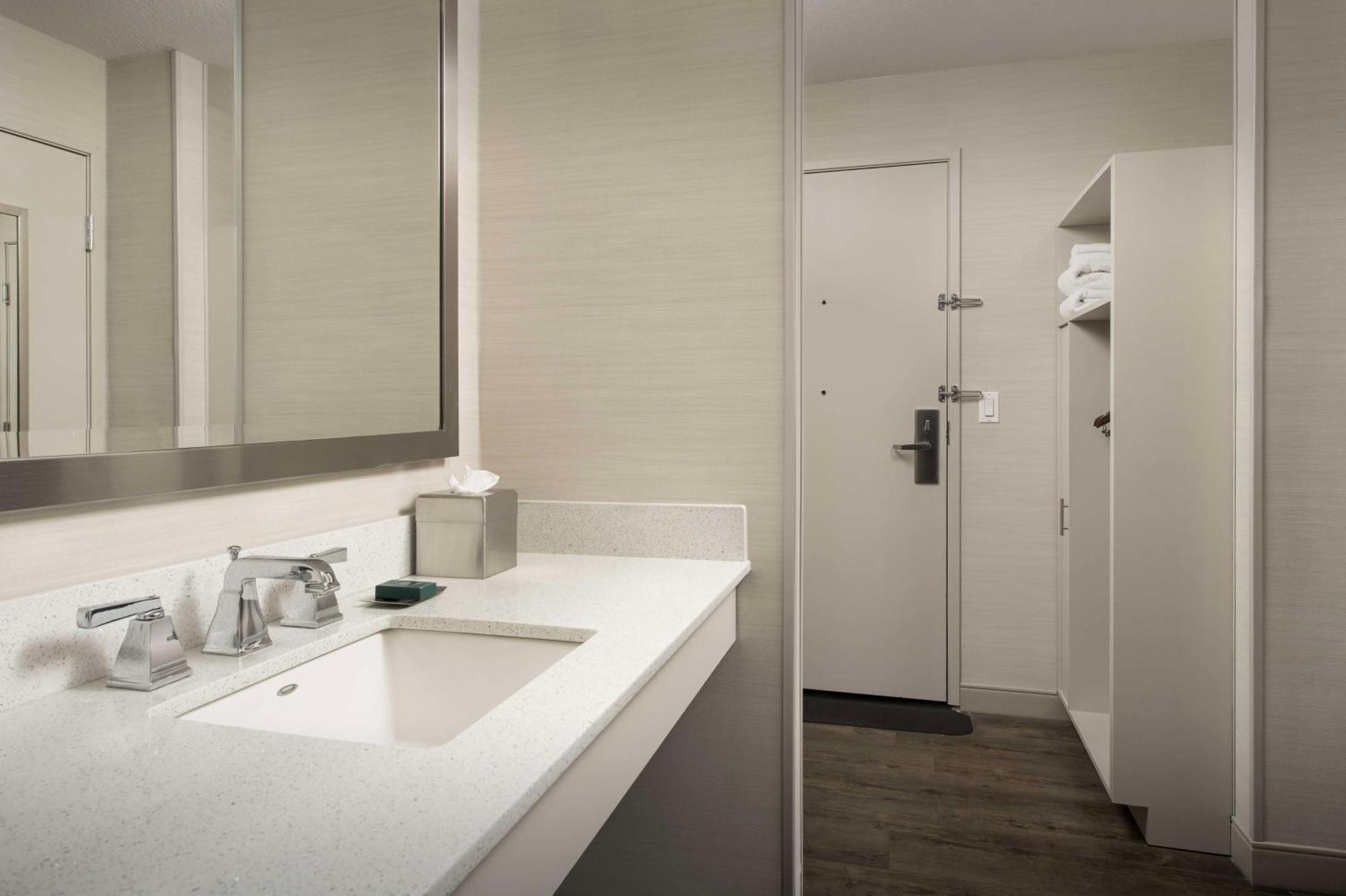 Doubletree By Hilton North Salem Hotel Luaran gambar