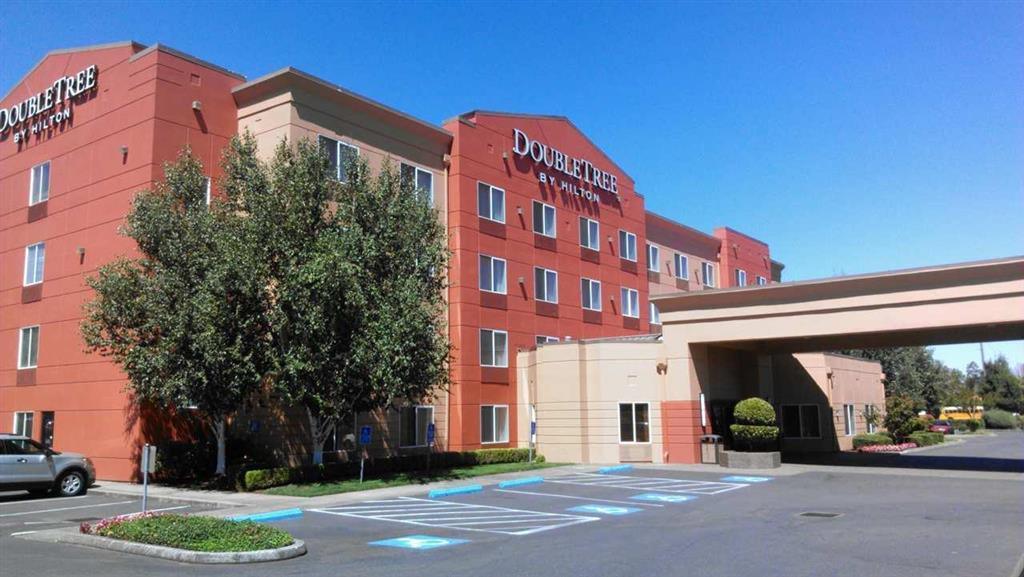 Doubletree By Hilton North Salem Hotel Luaran gambar